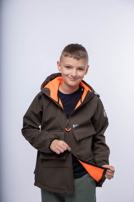  Куртка Softshell TRAVELER (хакі) з накладними кишенями